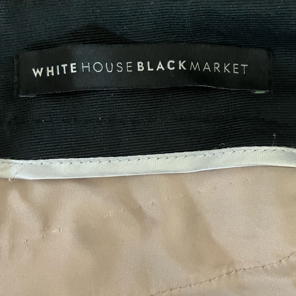 Jungle Floral Print White House Black Market 5” Coastal Stretch Shorts Size 8 - Picture 10 of 16